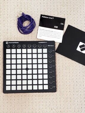 Novation LaunchPad Ableton MK2, USB Cable, Original Get Started Guide LIKE NEW